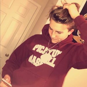 Meet your Posher, Carson